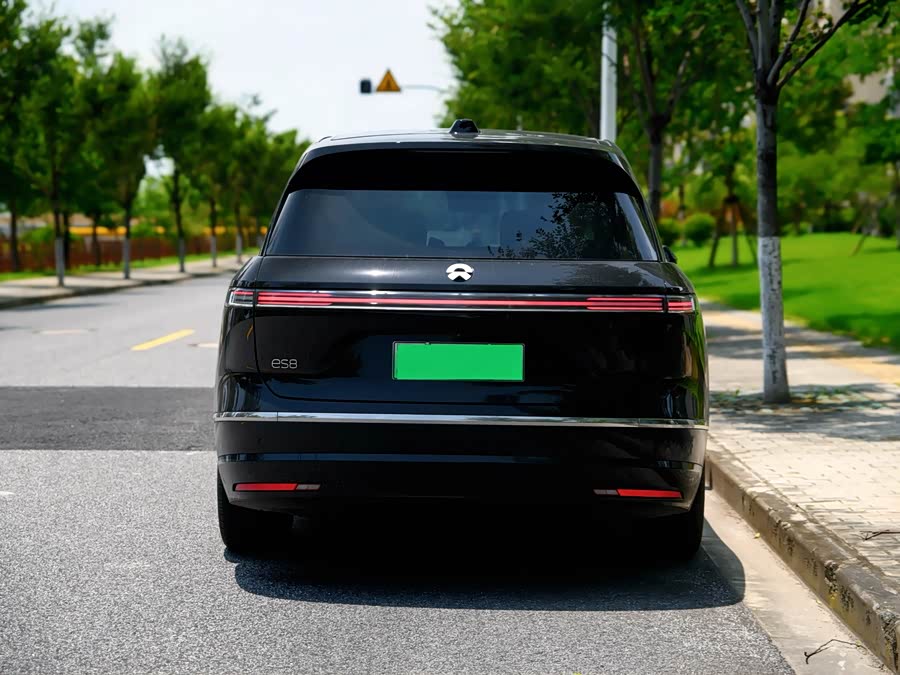 NIO ES8 2026 6-Seater Executive Luxury - zdjęcie 5