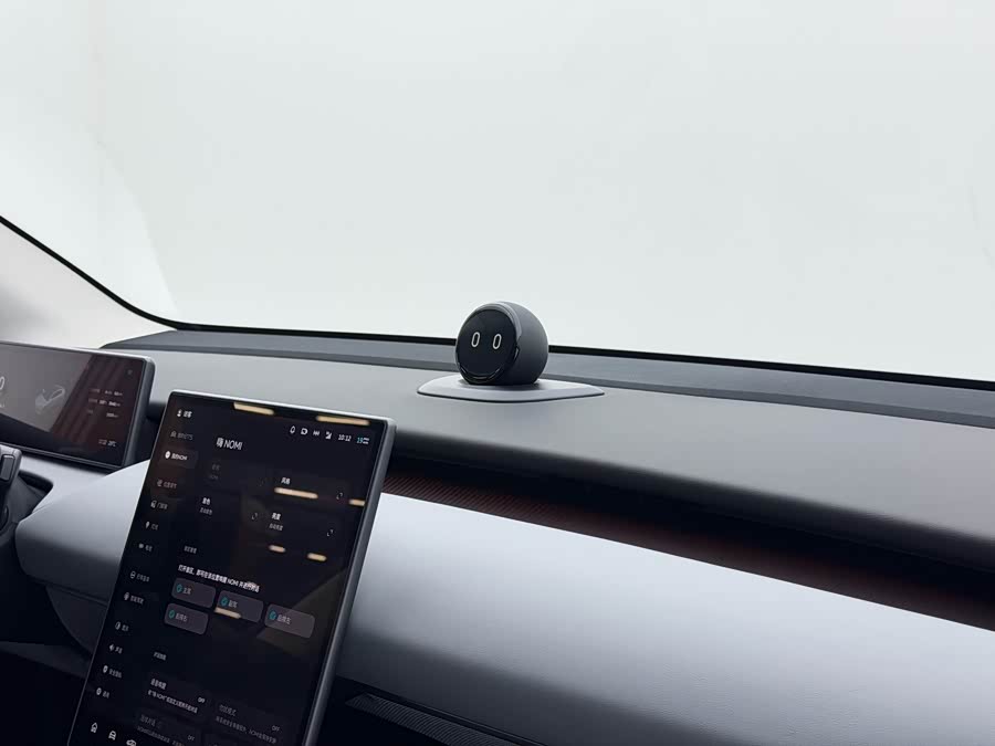 NIO ET5 2022 75kWh - zdjęcie 10