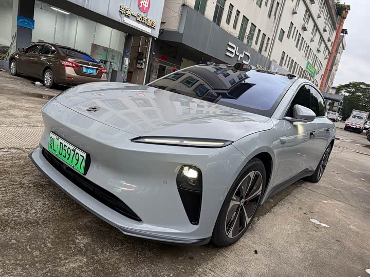 NIO ET5T 2024 75kWh Touring - zdjęcie 11