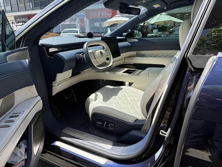 NIO ET9 2025 102kWh First Edition Limited - zdjęcie 15
