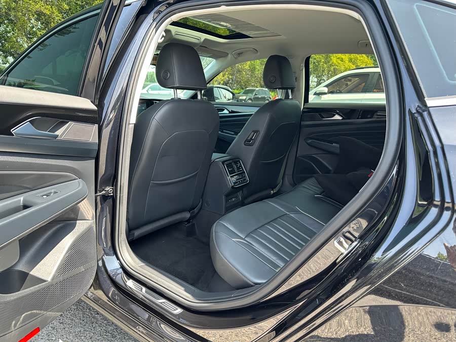 Passat 2023 280TSI Elite - zdjęcie 9