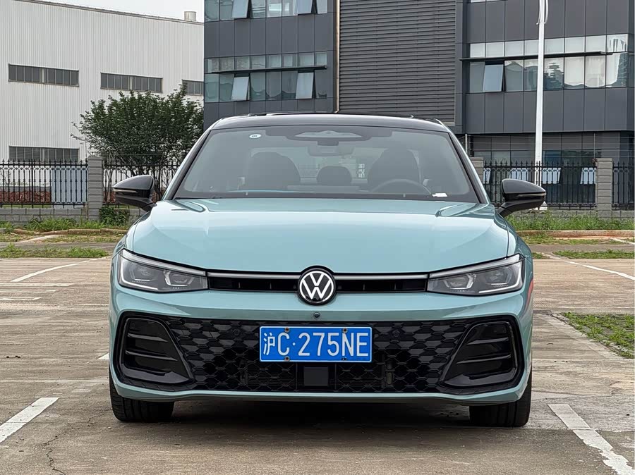 Passat 2025 Pro 380TSI Starry Dragon Luxury - zdjęcie 2