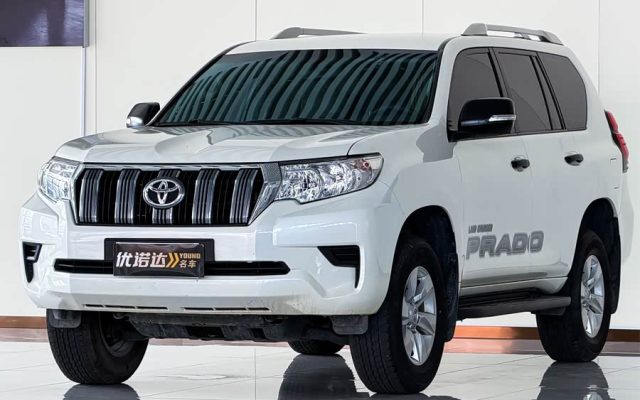 Prado 2022 2.7L Middle East