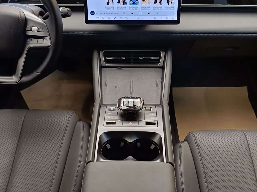 Qin L 2025 DM-i Intelligent Driving 120KM Beyond - zdjęcie 19