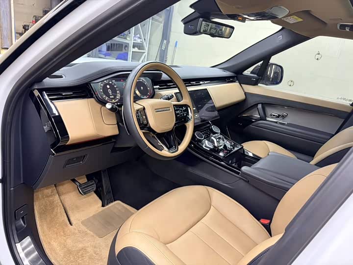 Range Rover Sport 2023 400PS Dynamic SE - zdjęcie 15