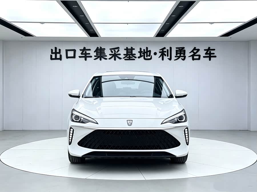 Roewe i5 2023 1.5L Manual Comfort Edition - zdjęcie 2