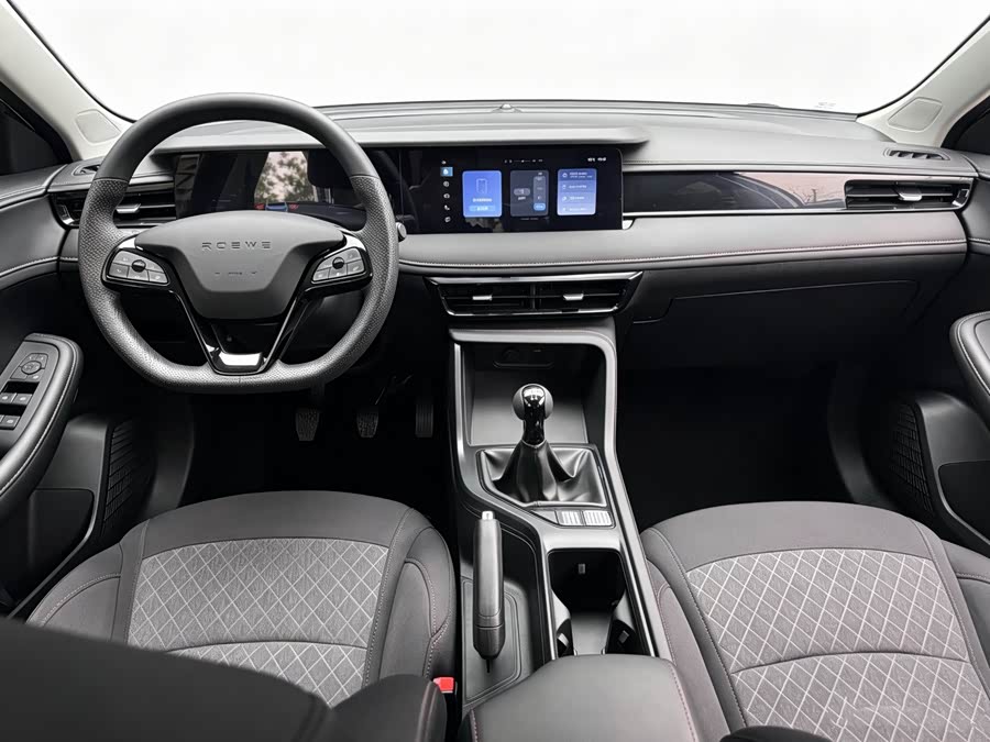 Roewe i5 2023 1.5L Manual Comfort Edition - zdjęcie 7