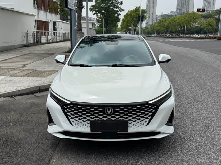 Rui Cheng PLUS 2023 1.5T DCT Luxury - zdjęcie 17