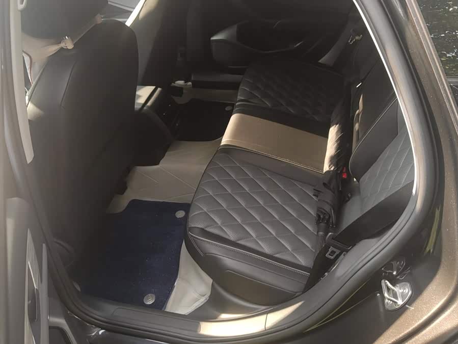 Sagitar 2023 300TSI DSG Beyond - zdjęcie 11