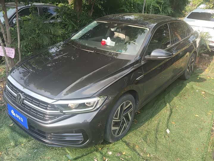 Sagitar 2023 300TSI DSG Beyond - zdjęcie 17
