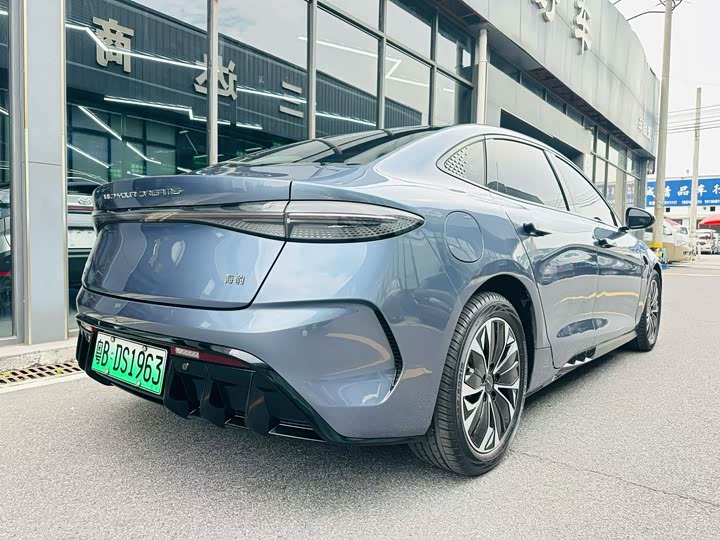 Seal 2023 Champion Edition 550km Premium - zdjęcie 16