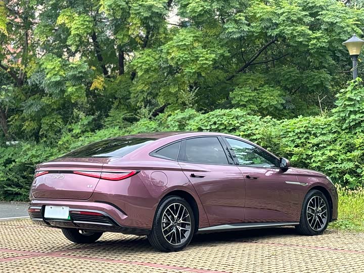 Seal 2023 DM-i 1.5T 121km Prestige - zdjęcie 16