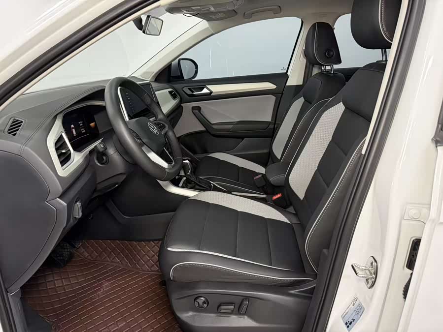T-ROC 2023 280TSI DSG Two-Wheel Drive Time Edition - zdjęcie 12