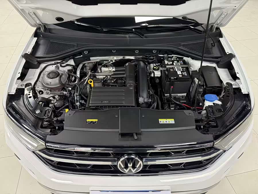 T-ROC 2023 280TSI DSG Two-Wheel Drive Time Edition - zdjęcie 9