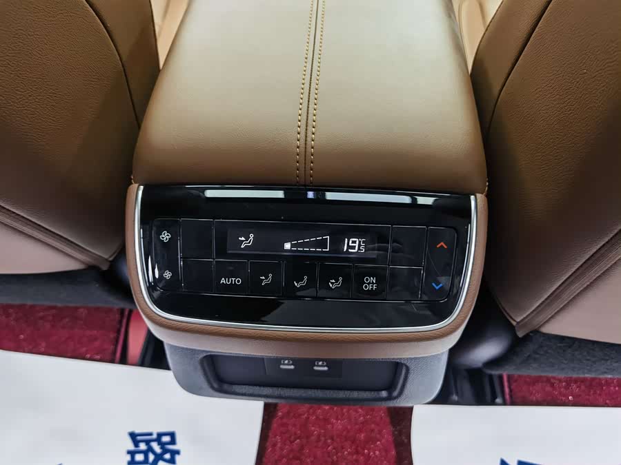 TANLU 2024 380VC-TURBO Four-Wheel Drive Intelligent Driving Version 7-Seater - zdjęcie 18