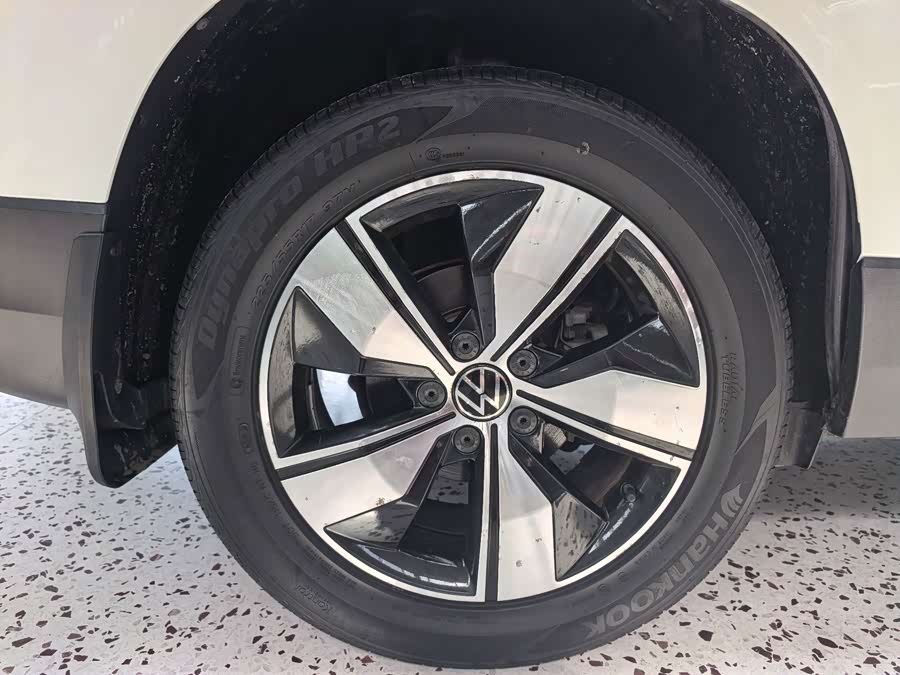 Tayron 2022 280TSI Two-Wheel Drive Luxury Edition - zdjęcie 19