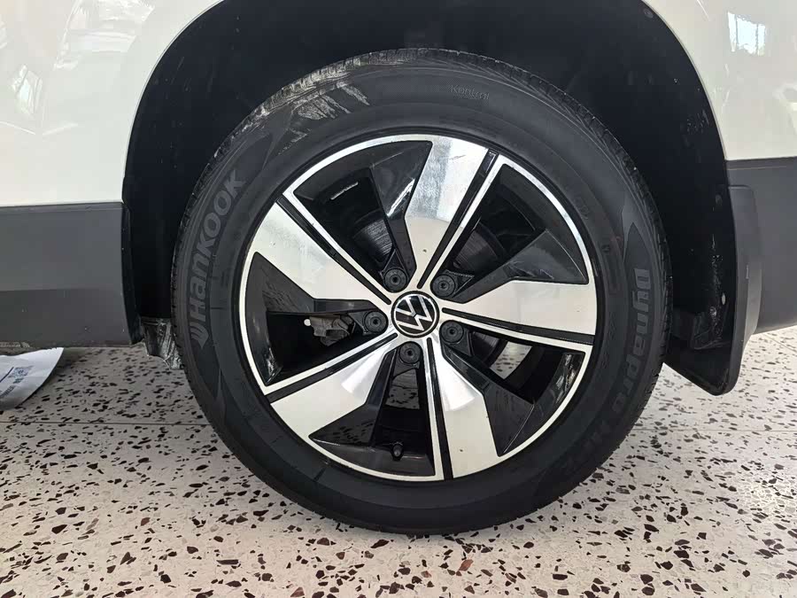 Tayron 2022 280TSI Two-Wheel Drive Luxury Edition - zdjęcie 20
