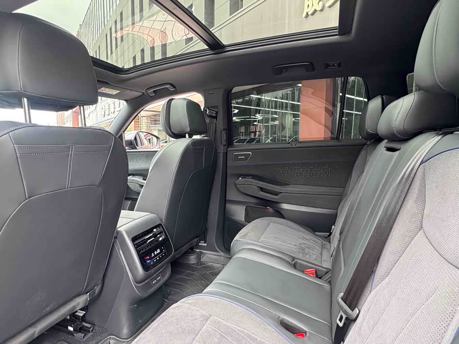 Tiguan Pro 450TSI 4WD Summit - zdjęcie 10