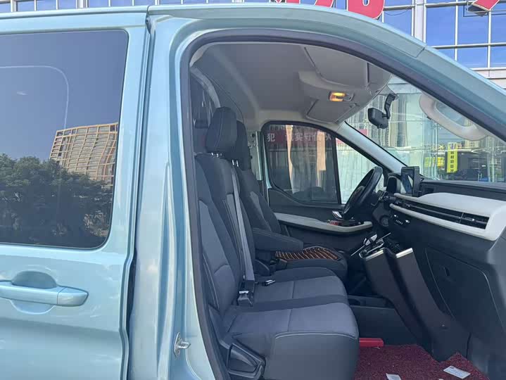 Tuyano D V New Energy 2024 Long Wheelbase Low Roof 7-Seater - zdjęcie 18