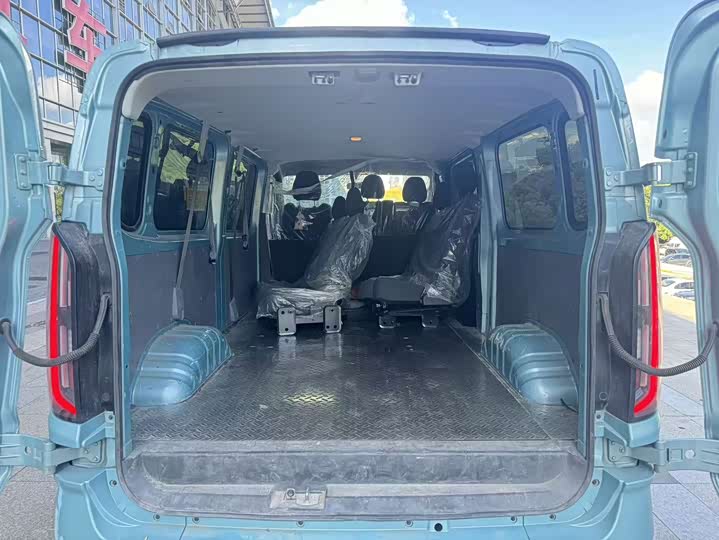 Tuyano D V New Energy 2024 Long Wheelbase Low Roof 7-Seater - zdjęcie 19