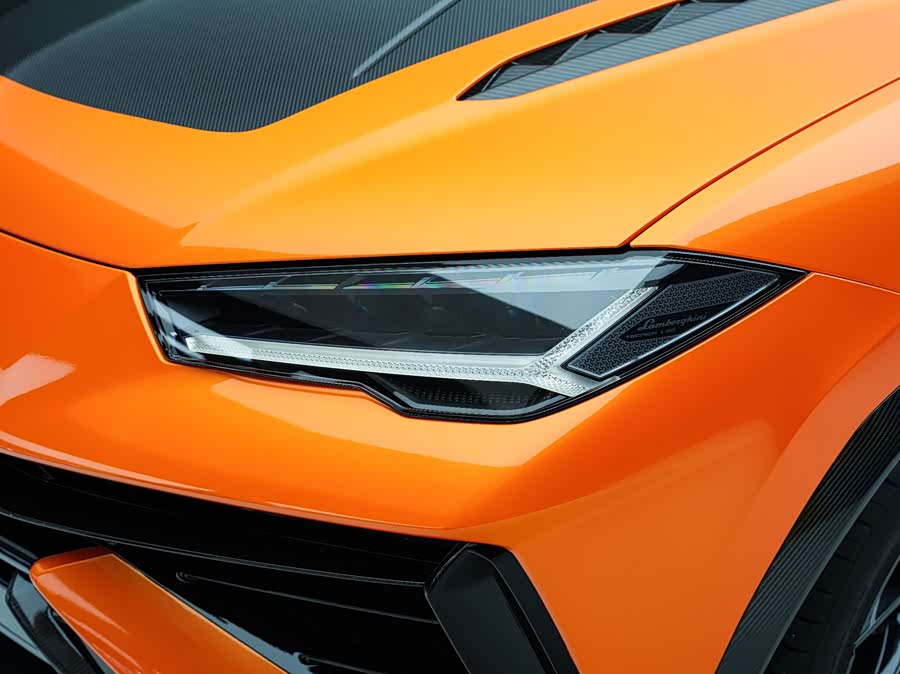 Urus 2023 4.0T V8 Performante - zdjęcie 14