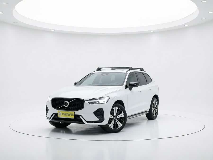Volvo XC60 2024 B5 4WD Fjord Edition