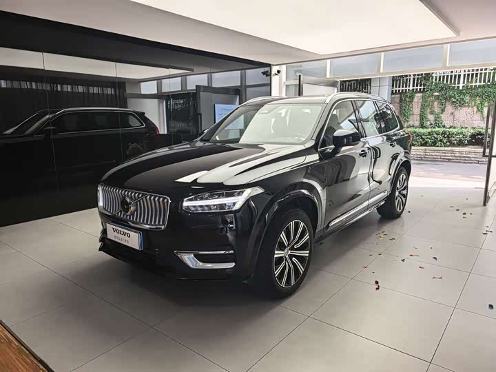 Volvo XC90 2024 B6 Intelligent Luxury 7-Seater - zdjęcie 20