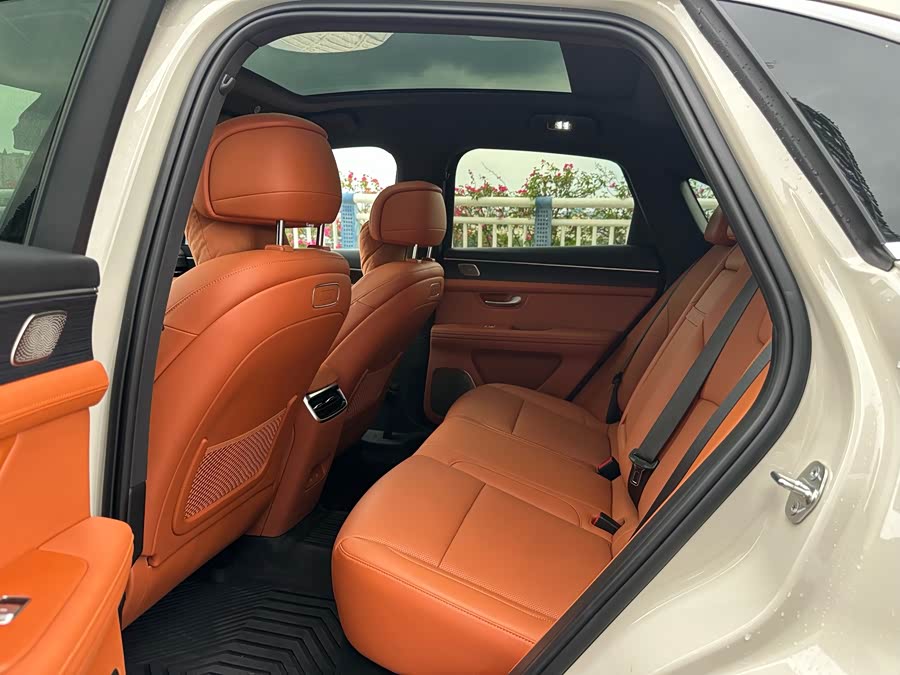 Wenjie M5 2025 Extender Ultra RWD - zdjęcie 10
