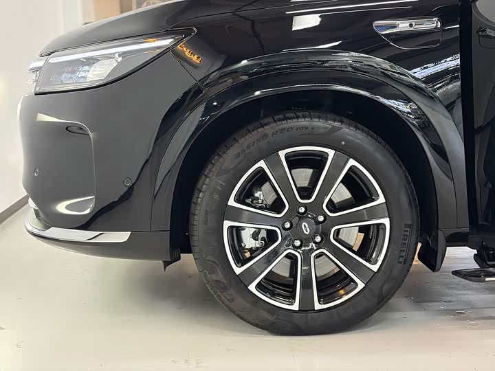 Wenjie M7 2024 1.5T Smart Drive 4WD Ultra 5-Seater - zdjęcie 17