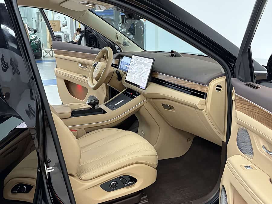 Wenjie M7 2024 1.5T Smart Drive 4WD Ultra 5-Seater - zdjęcie 10