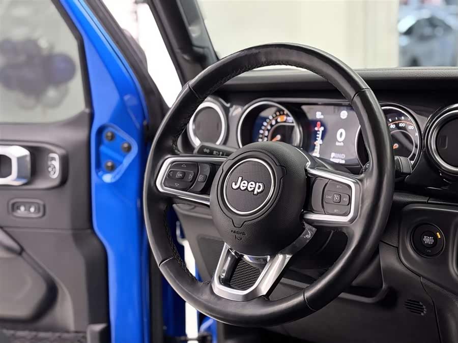 Wrangler 2022 2.0T High Altitude 4WD - zdjęcie 14