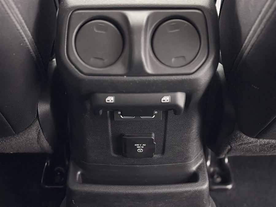 Wrangler 2022 2.0T High Altitude 4WD - zdjęcie 18