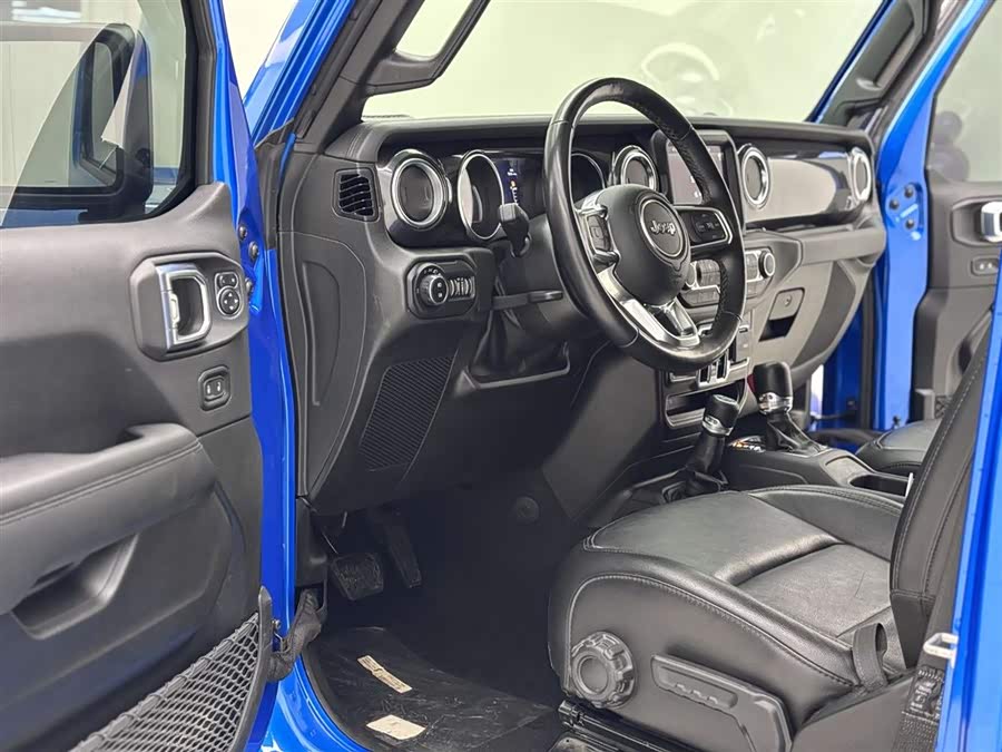 Wrangler 2022 2.0T High Altitude 4WD - zdjęcie 19