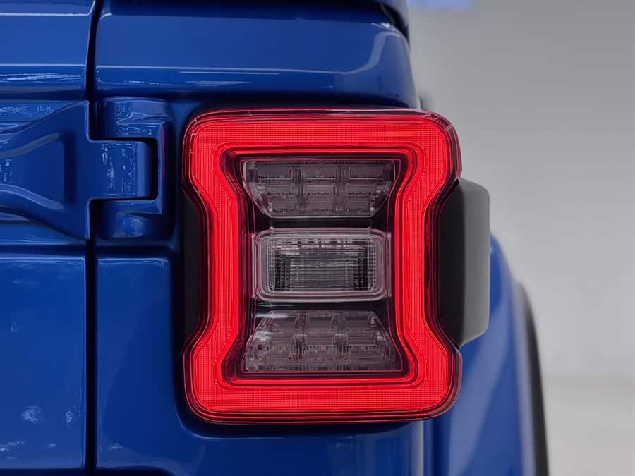 Wrangler 2022 2.0T High Altitude 4WD - zdjęcie 6