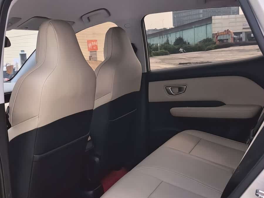 Wuling Bingo PLUS 2024 330km 5-seater - zdjęcie 11