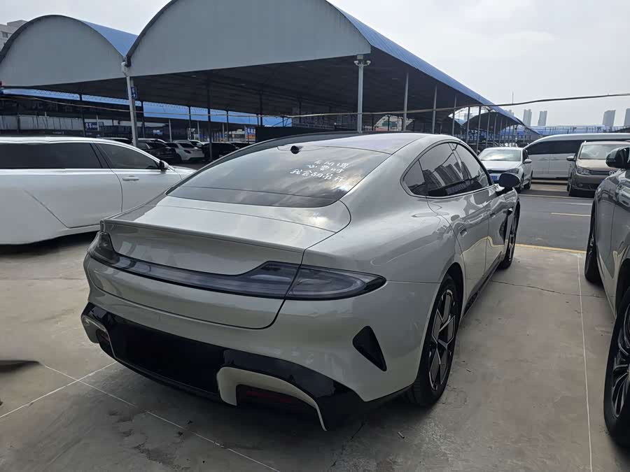 Xiaomi SU7 2024 Rear-Wheel Drive Long Range Intelligent Driving Version - zdjęcie 11