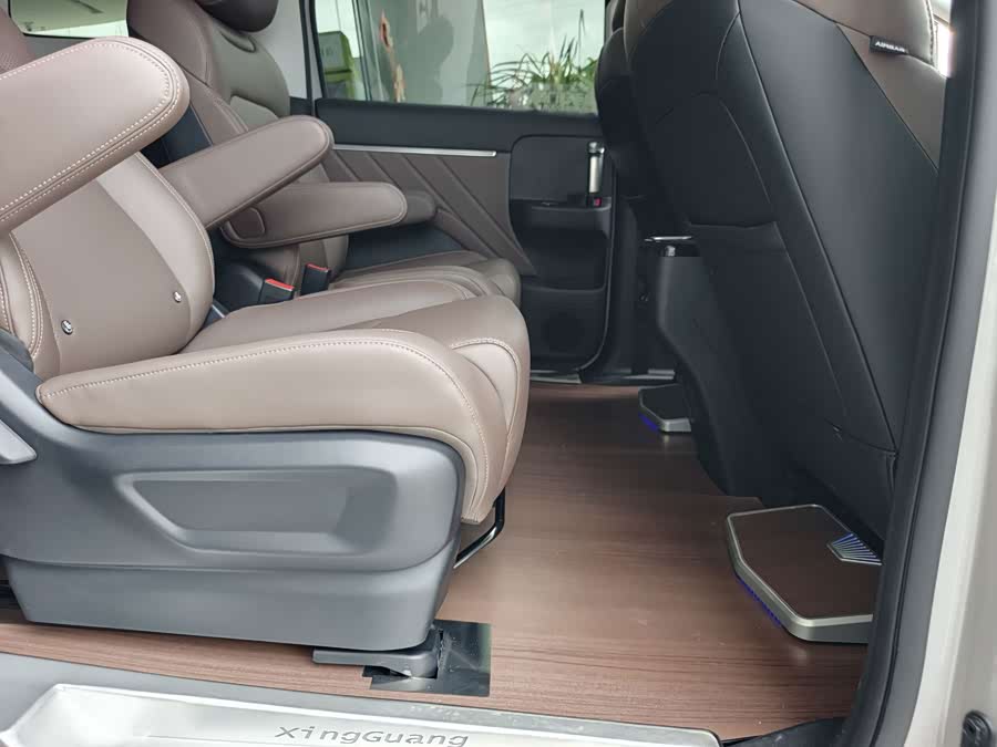 Xingguang 730 New Energy 2025 500km Luxury - zdjęcie 11