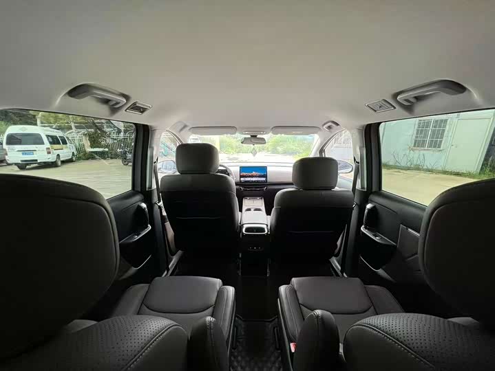 Xingguang 730 New Energy 2025 500km Luxury - zdjęcie 18