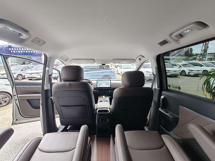 Xingguang 730 New Energy 2025 500km Luxury - zdjęcie 10