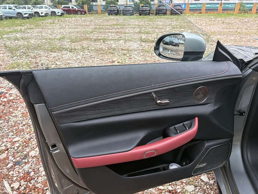 Xingtu ES 2025 2.0T Extended Range Pro Highway Assist - zdjęcie 16