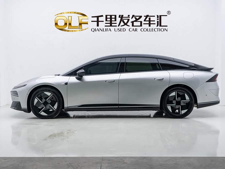 Xpeng P7+ 2026 Range Extender 1550 Max Flagship Edition - zdjęcie 7