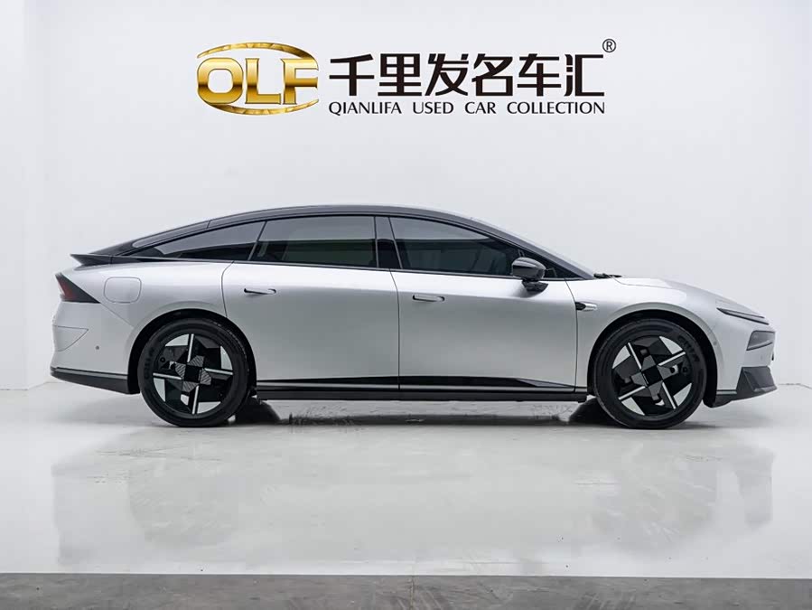 Xpeng P7+ 2026 Range Extender 1550 Max Flagship Edition - zdjęcie 8