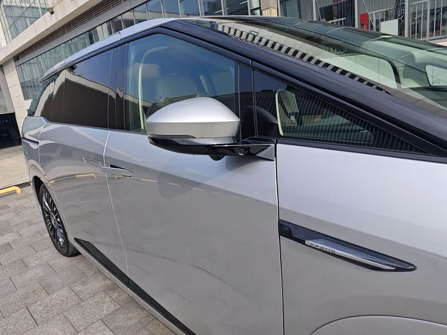 Xpeng X9 2026 2WD 1602 Ultra - zdjęcie 6