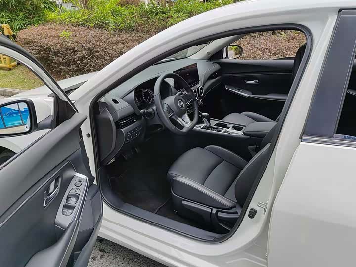 Xuan Yi 2023 1.6L CVT Enjoy Edition - zdjęcie 16