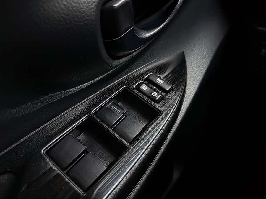 YARiS L 2020 1.5L CVT Leading Edition - zdjęcie 10