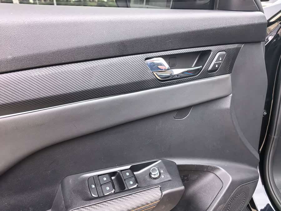 Yixuan 2024 1.5L Auto Sport - zdjęcie 15
