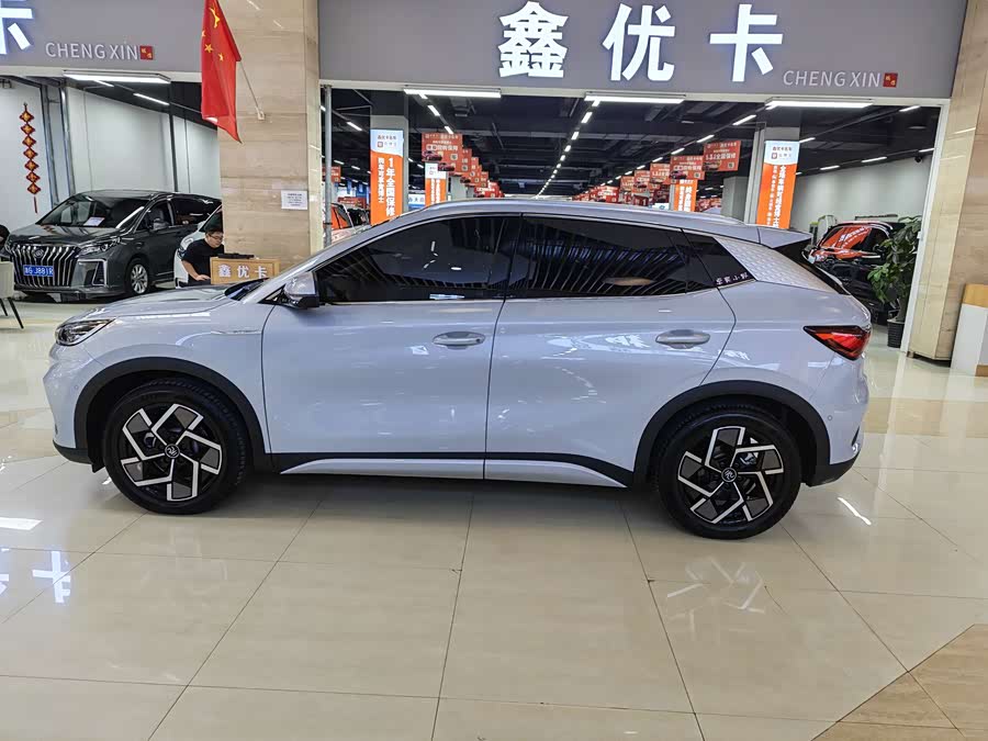 Yuan PLUS 2024 Glory 510KM Excellence - zdjęcie 5