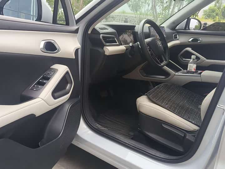 Yuan UP 2025 Smart Drive 401KM Vitality - zdjęcie 13