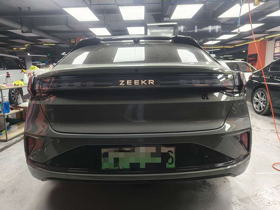 Zeekr 001 2024 ME 100kWh 4WD - zdjęcie 11