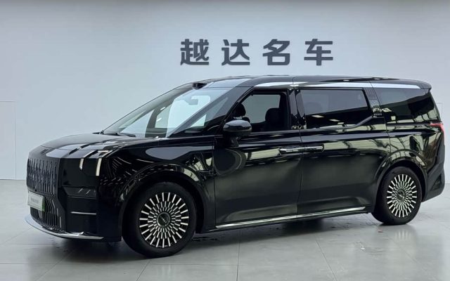 Zeekr 009 2024 7-Seater Aisle Version 108kWh